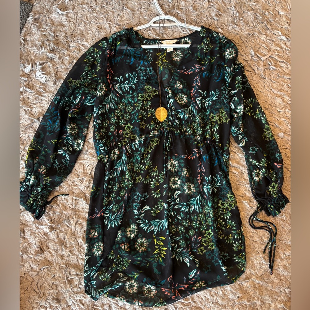 H&M Floral V-Neck Long Sleeve Dress